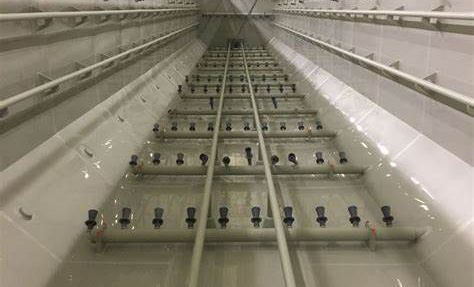 Mixing solutions in electrocoat tank (001)